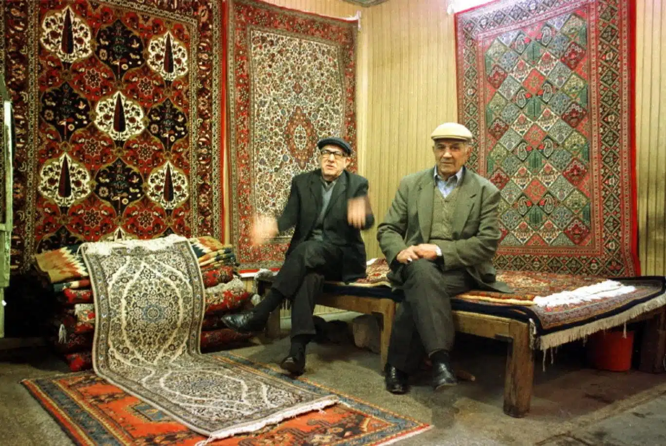 فرش ایرانی بازار خارجی و داخلی را از دست داد