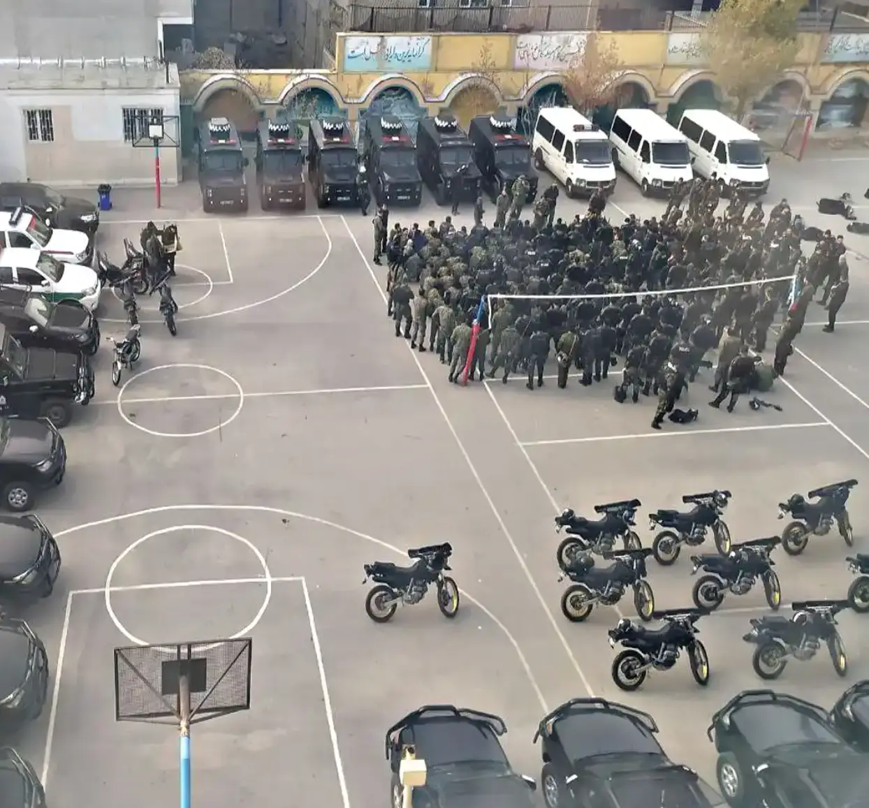 کودکان ایرانی؛ سپران بلای جمهوری اسلامی