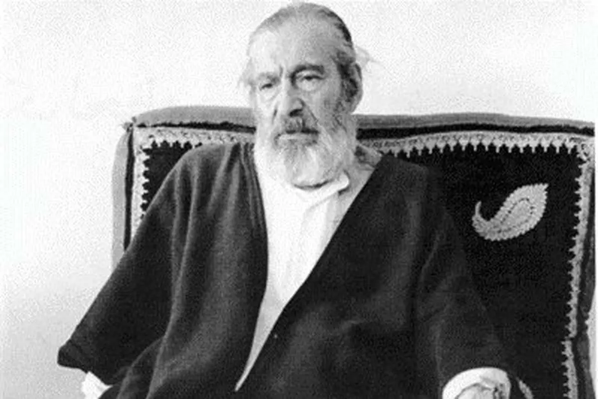 جلال‌الدین همایی؛ ادیبی که مقبره صائب تبریزی را کشف کرد