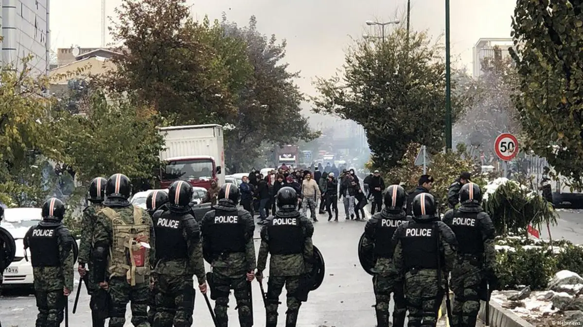 استفاده از زور در جمهوری اسلامی؛ نشانه بحران عمیق مشروعیت