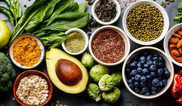 تغذیه ضد اضطراب؛ چطور با غذا به آرامش ذهنی برسیم؟